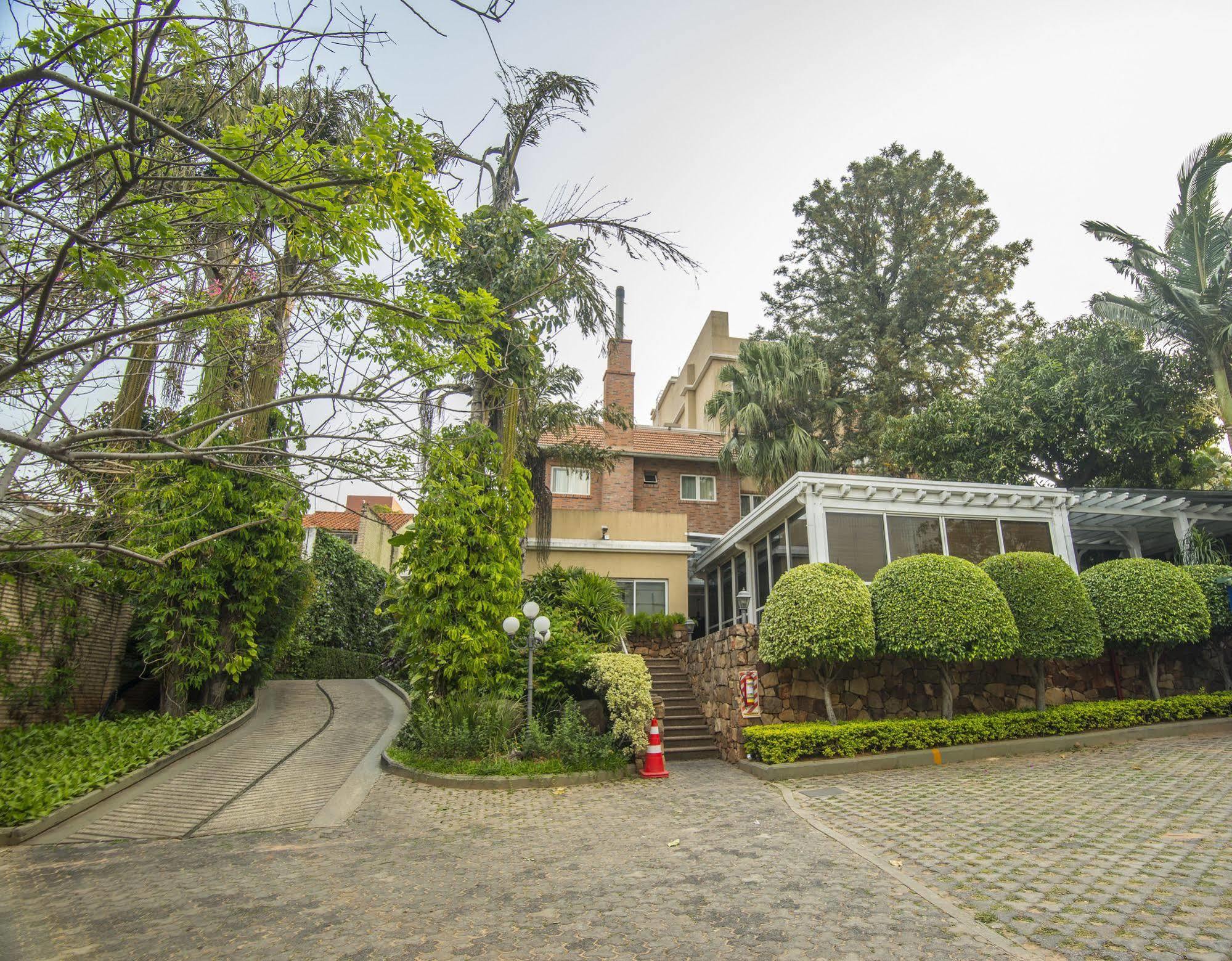 Hotel Villa Morra Suites Asuncion Ngoại thất bức ảnh